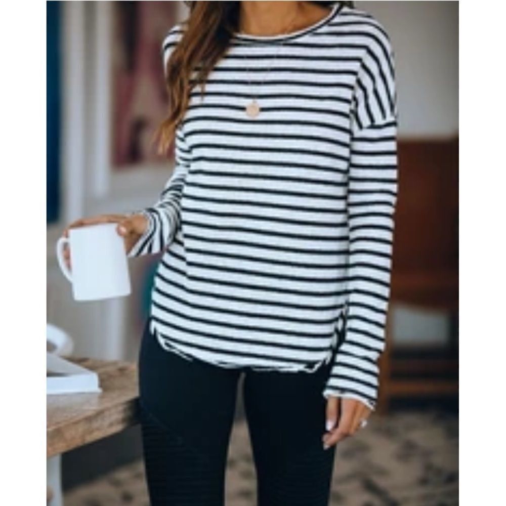 Lovestitch Deconstructed Hem Top size L